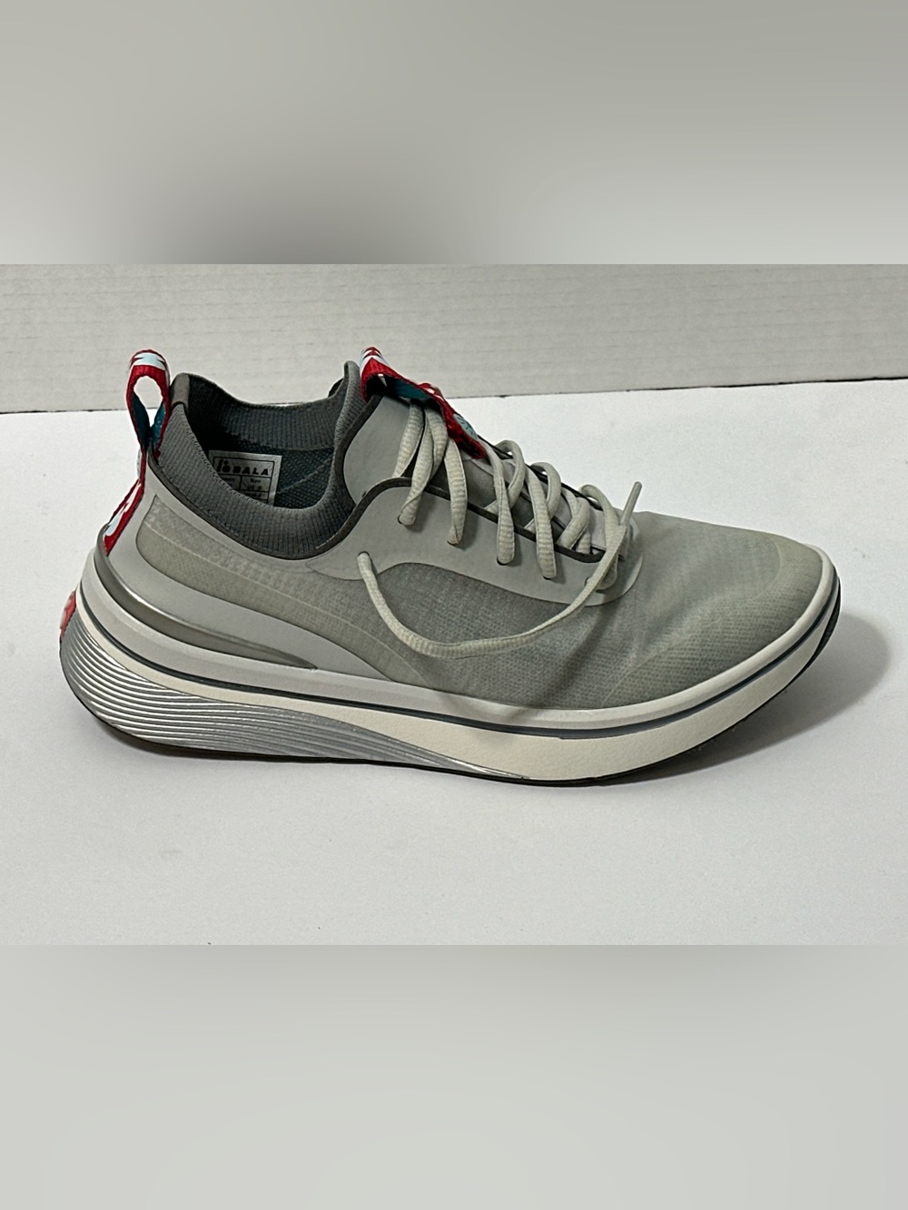 Bala Gray Sneakers unisex’s women size 7 man’s size 6